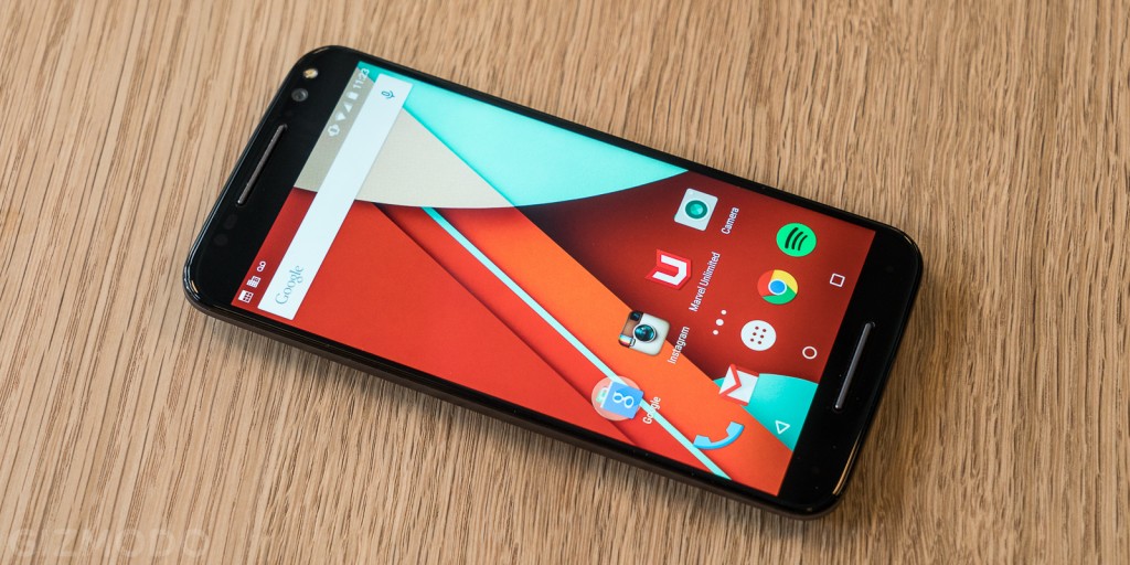 Moto X Style Review display