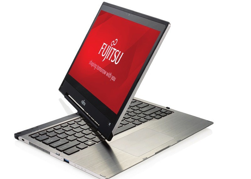 Fujitsu 2-in-1 STYLISTIC Q736 Tablet