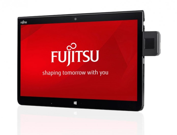 Fujitsu 2-in-1 STYLISTIC Q736 Tablet