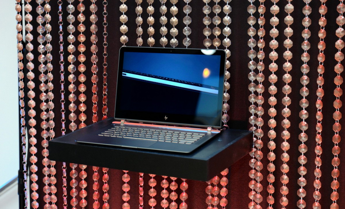 World's Thinnest Laptop Launched