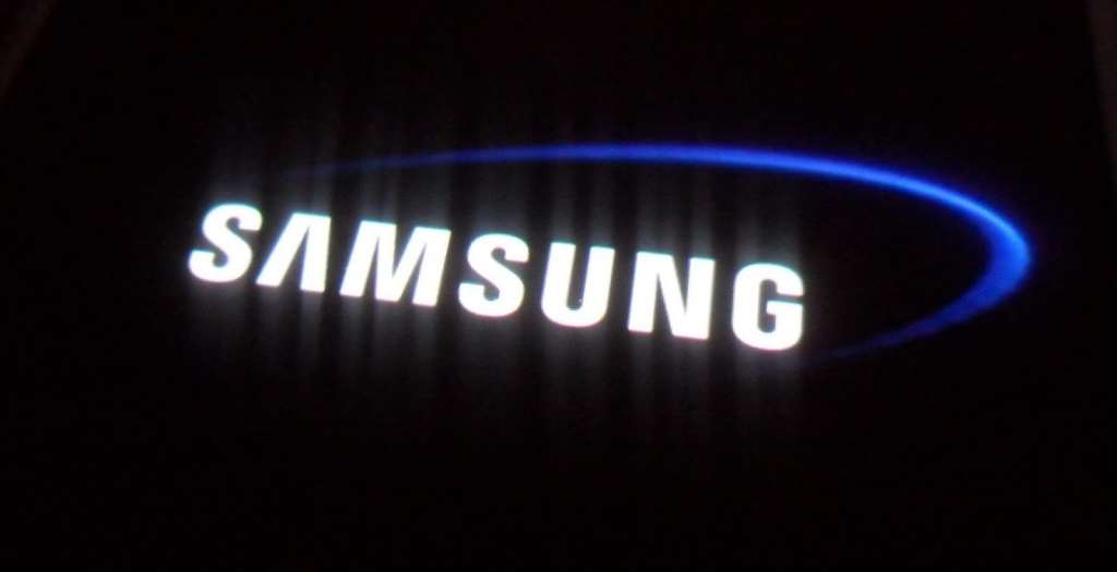 SAMSUNG
