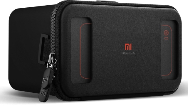 The Mi VR Play headset features a 'two-way zipper design' that the company claims makes it simple to insert and remove a smartphone into the headset,
