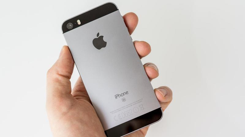 iPhone SE