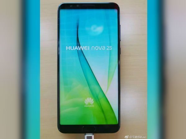 Huawei Nova 2s